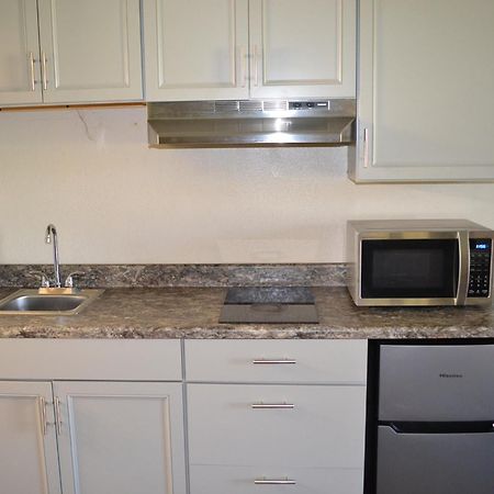 Dayspring Extended Stay Greensboro Bagian luar foto