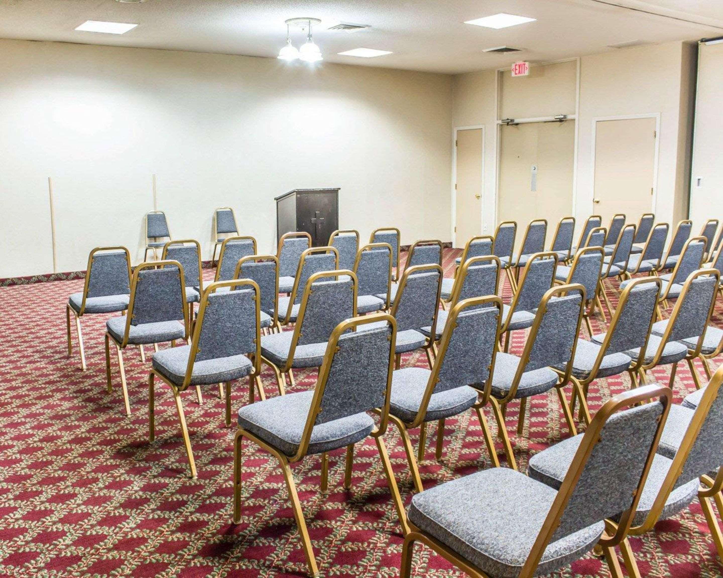Dayspring Extended Stay Greensboro Bagian luar foto